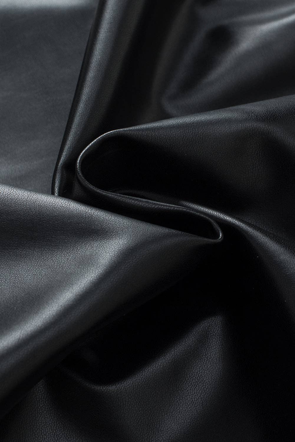The Veda Top- Black