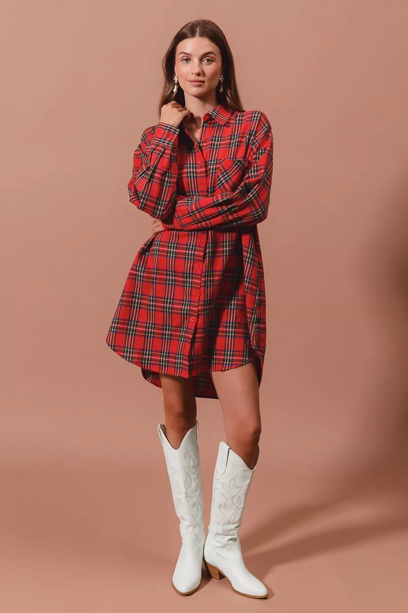 Oversized red plaid dress for fall fashion.